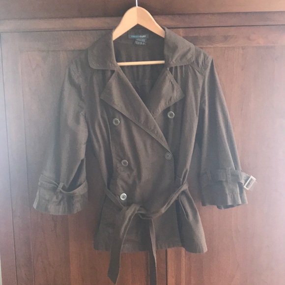 Jacket - Picture 1 of 3